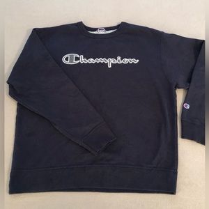 Unisex Champion crewneck pullover sweatshirt, navy blue, size L